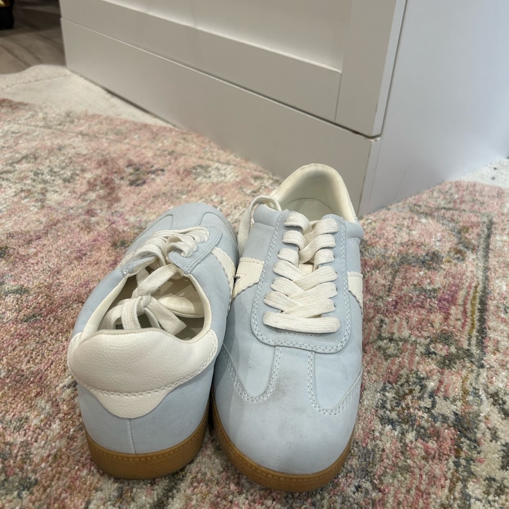MIA Cream Footbed Sneakers